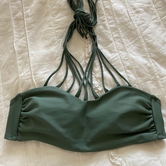 Bathing suit top - Picture 1 of 1